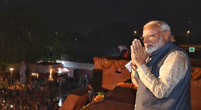 Narendra Modi Biography: पीएम नरेन्द्र मोदी जीवनी और उनसे जुड़े कुछ रोचक तथ्य